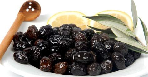 Rüyada Siyah Zeytin Yemek