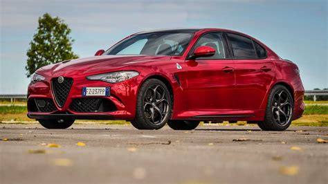 alfa romeo giulia quadrifoglio