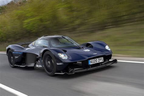 aston martin valkyrie