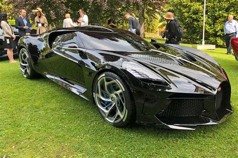 bugatti la voiture noire