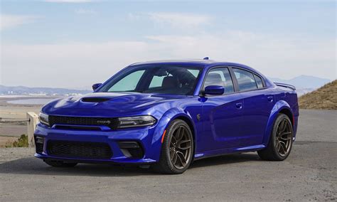 Dodge Charger Srt