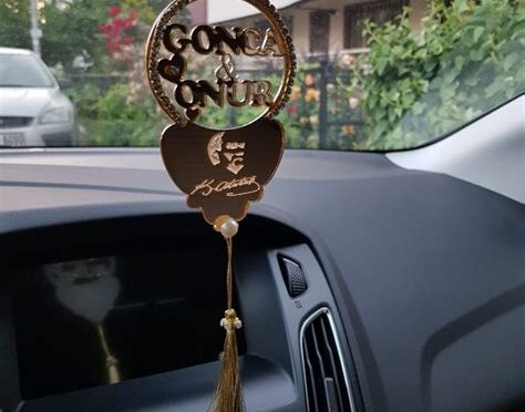 araba dikiz aynası süsü