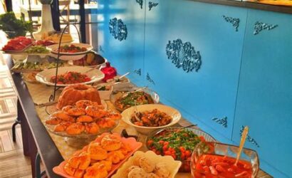 en yakın yemek yeri açık